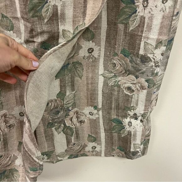 Vintage express linen floral print wrap skirt. Size 13/14 - Picture 3 of 8